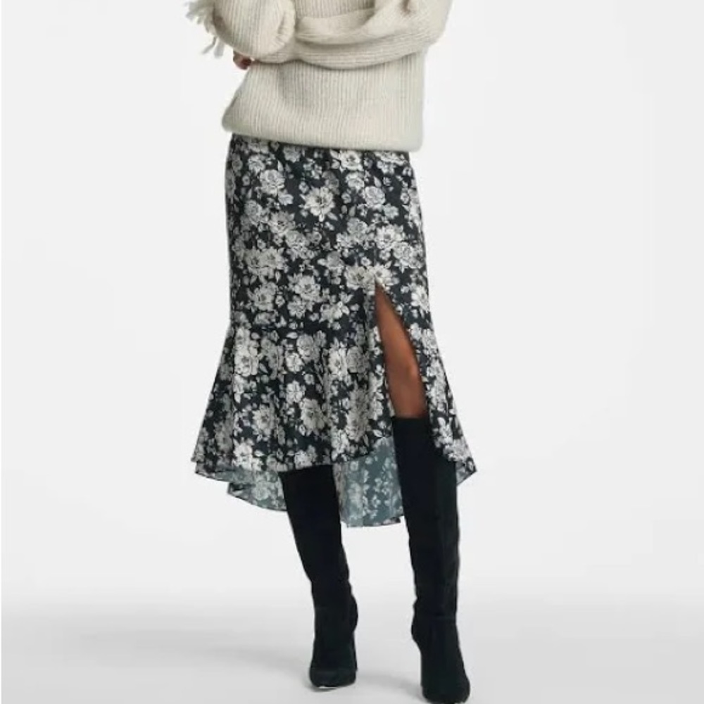 NWT Sachin + Babi Lori Black and Ivory Peony Skirt